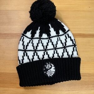 Burton Ski Snowbarding Hat - Black and White Knit - Youth OS